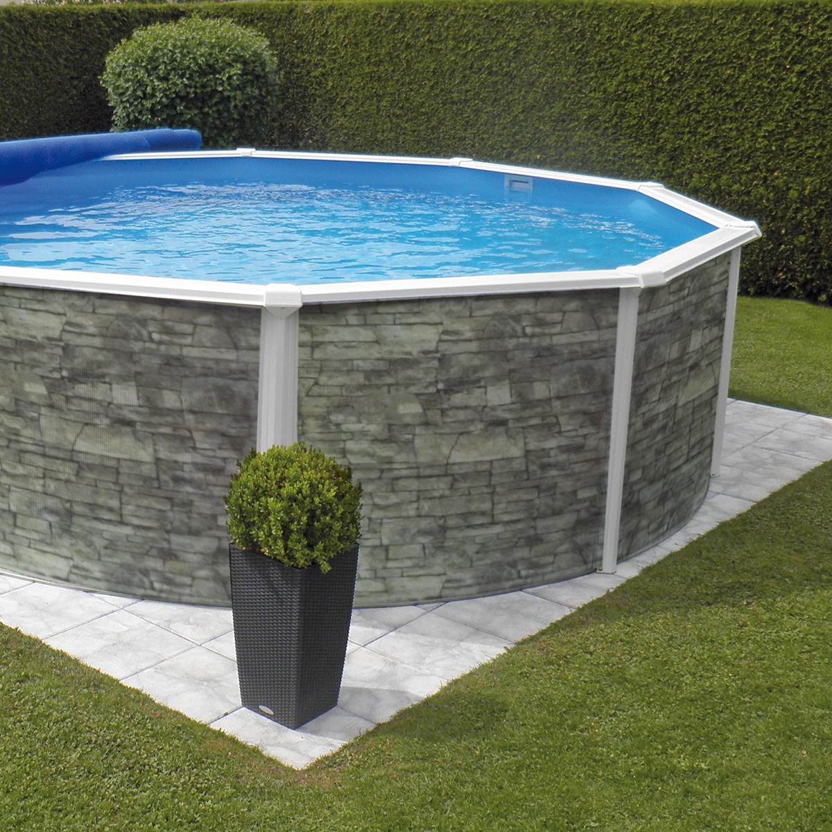 Pool 3,6 x 1,2 Steindekor breiter Handlauf Stahlwand Schwimmbecken